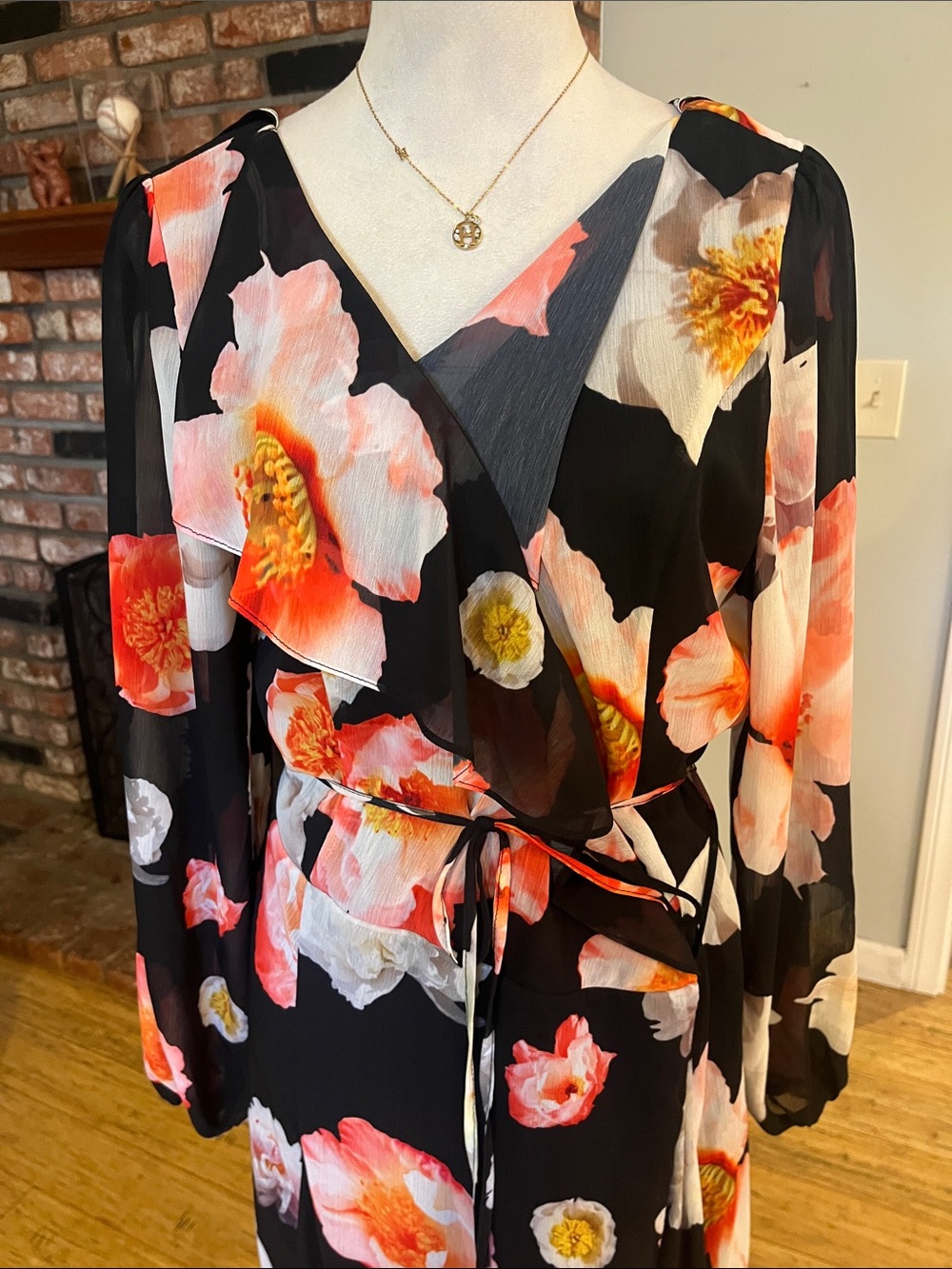 💕Gianni Bini Black Floral Maxi Dress with Pink and White Blooms - Picture 3 of 7